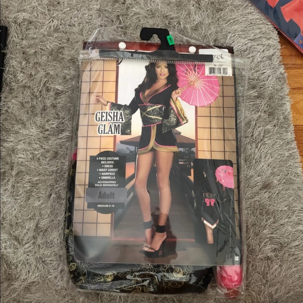 Geisha glam Halloween costume medium NWT
